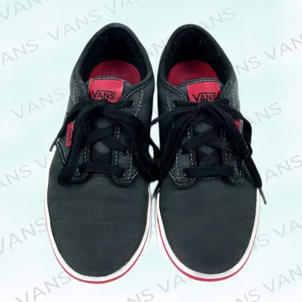 Vans Youth Gray/Red Trim Canvas Low Top Sneakers Size 6